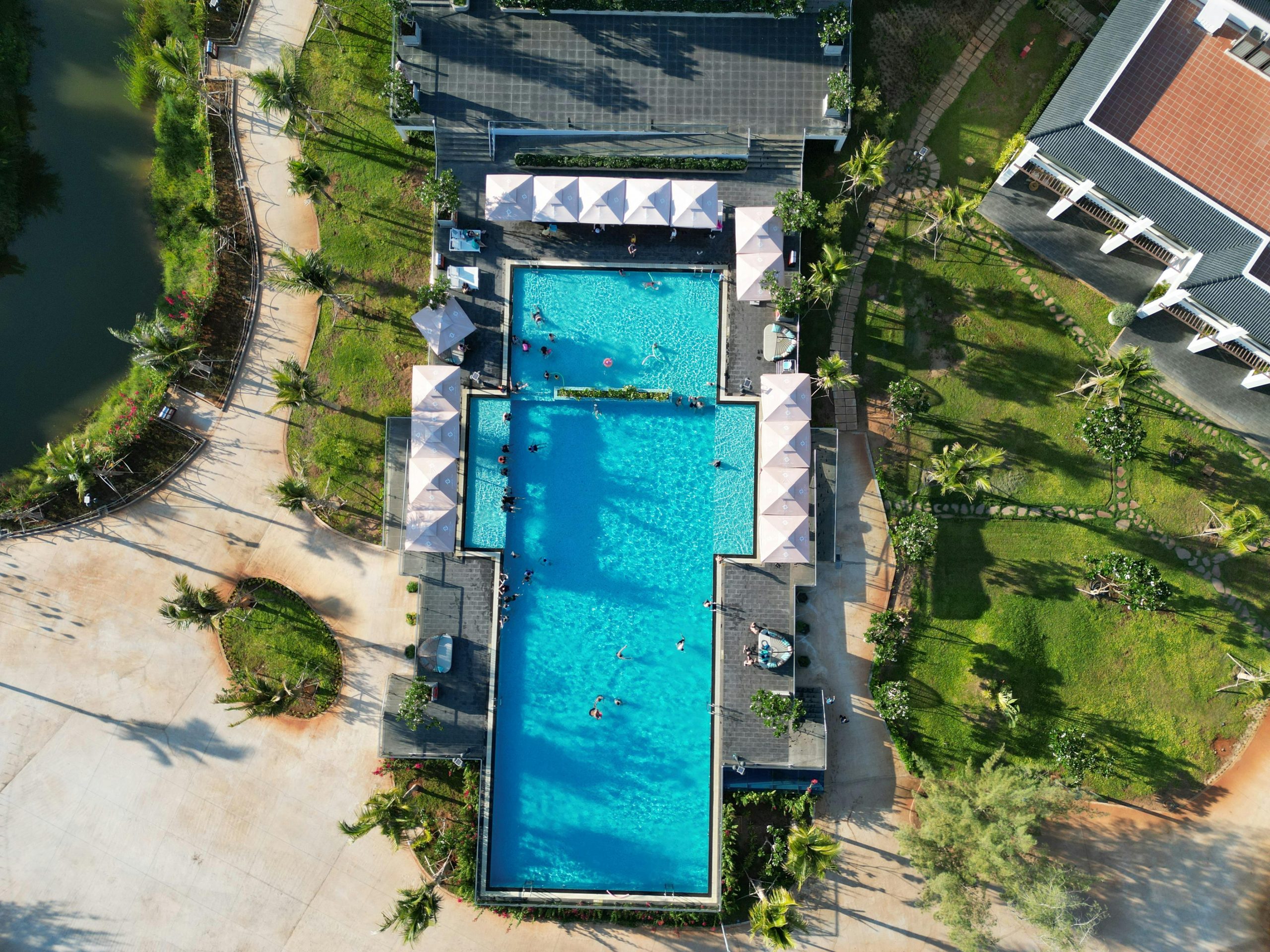swimming pool cost overview